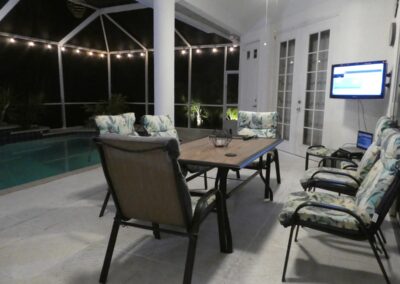 Florida Villa Pool bei Nacht