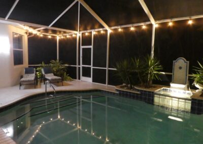 Florida Villa Pool bei Nacht
